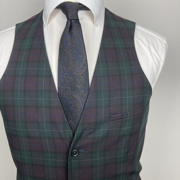Bar III Men's Slim-Fit Plaid Suit Vest Size S Green Red F01089 - Picture 4 of 9
